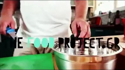 Πως καθαρίζουμε και φιλετάρουμε σαρδέλες και γαύρους