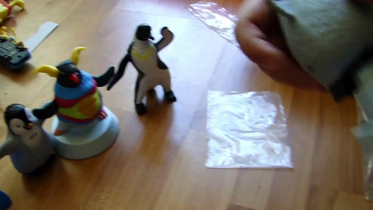 Burger King Kids Meal toy Happy Feet Two 2 Head Spinnin' Atticus by Spiderman Jerry