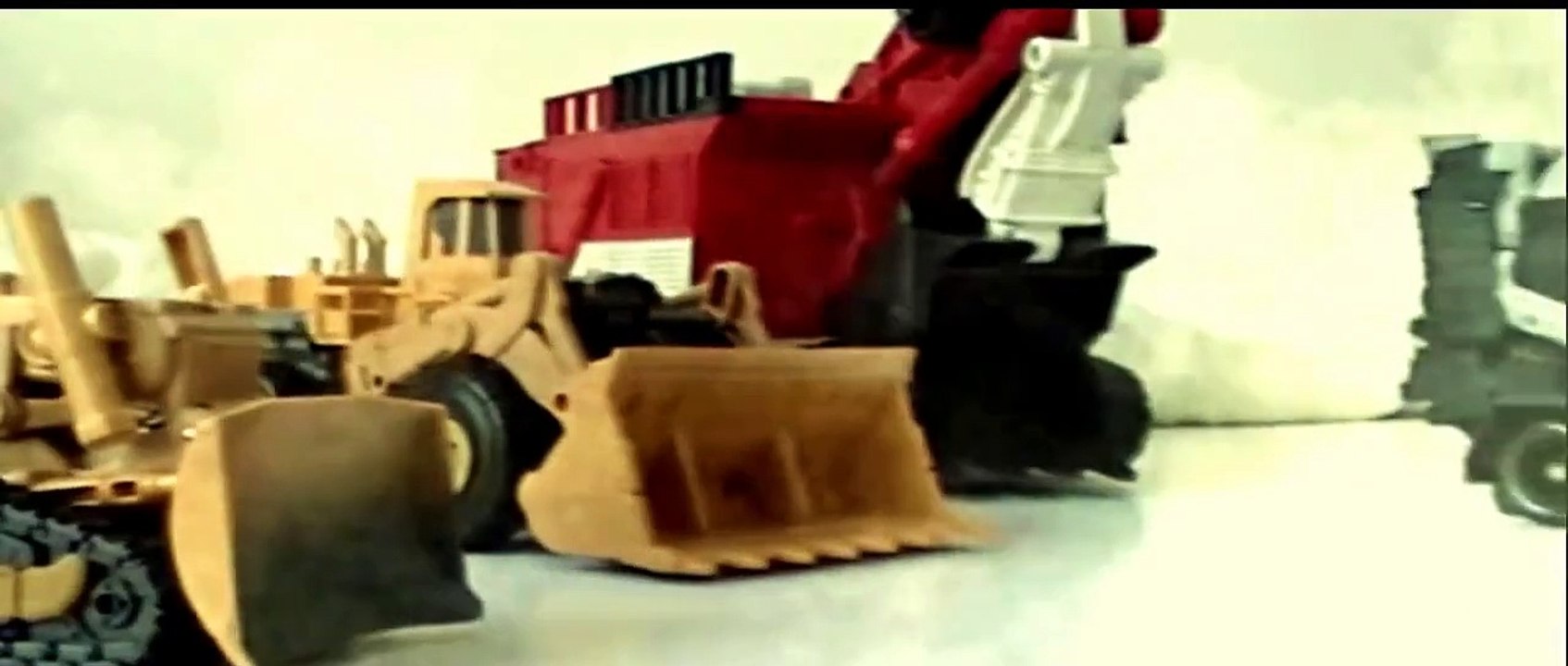 Transformers ROTF: Devastator Transforms (Stop Motion)