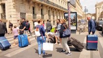 French taxi drivers block roads in strike against Uber 1