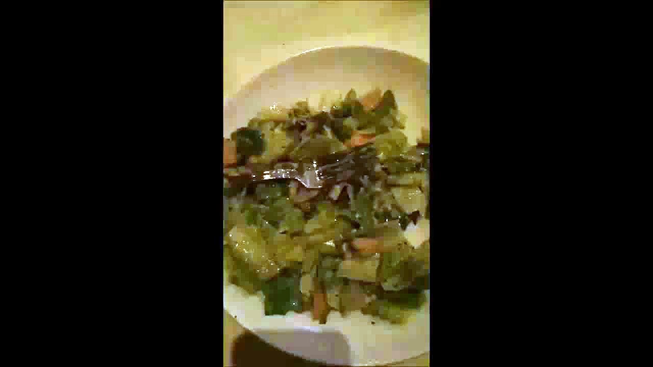 Justin Bieber Snapchat "rickthesizzler" video of Caesar salad - Los Angeles California, June 25 2015