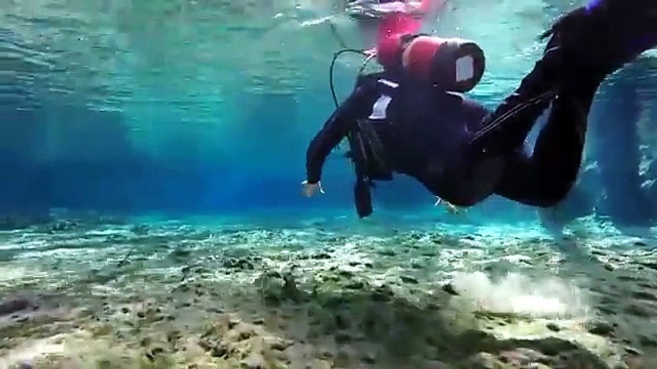 Scuba Diving Ginnie Springs, High Springs, Florida[360P]