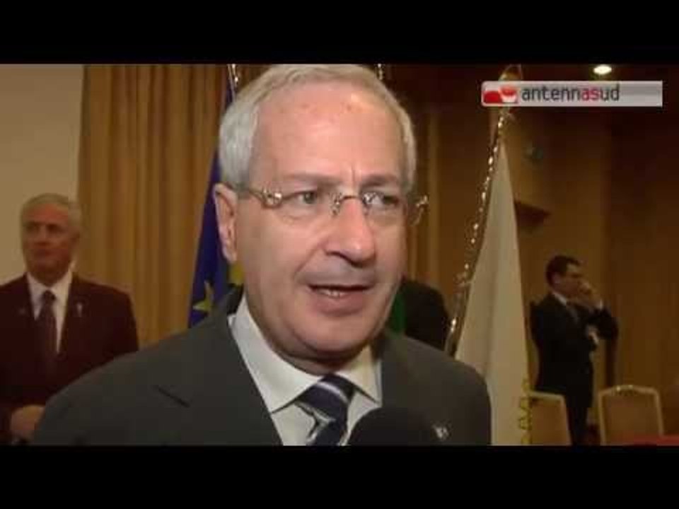 TG 01.04.15 False tessere Pdl, guai giudiziari per il sen. D'Ambrosio Lettieri