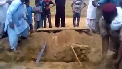 یہ کیا ہو رہا ہے میری سمجھ سے تو باہر ہے