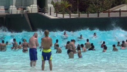 Siam Park Wave Palace - Worlds biggest artificial wave