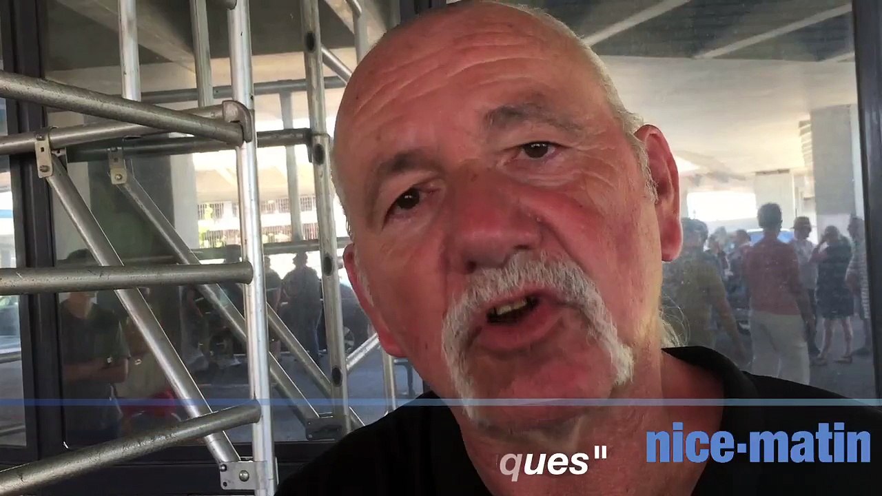 Mike, taxi à Nice :"Donnons une nouvelle chance aux politiques"