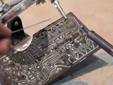 Comment faire une soudure à l'étain d'un composant électronique sur un circuit imprimé ?