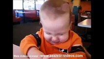 Videos Engraçados - Crianças Chupando Limão