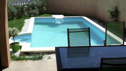 RAPHÈLE-LÈS-ARLES  VILLA A VENDRE 98m2 sur terrain de 264m2, construite en 2013 - Piscine