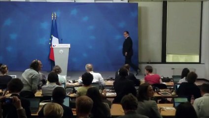 Hollande: L'intention terroriste ne fait pas de doute en Isère (version longue)
