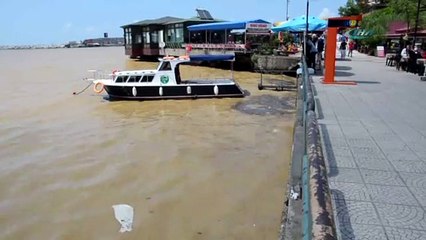 Karadeniz çamura bulandı