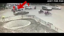 Best driver in China - 3 Accidents in 1 minute - very funny accident in China