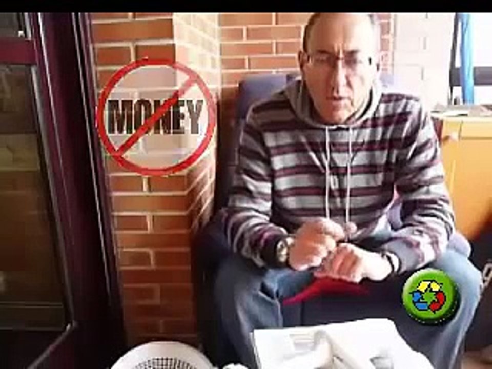 Como se Hace la Pasta de Papel Casera para Hacer Juguetes