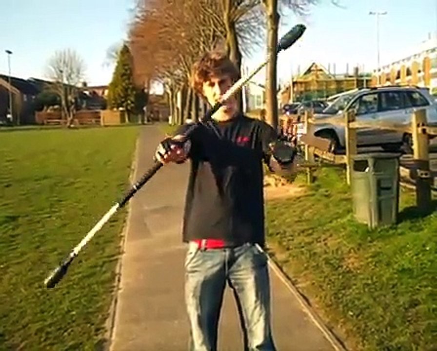 [Tutorial][Bo Staff] Fig. of Eight (Basic Spin)