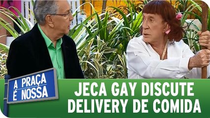Jeca Gay e Carlos Alberto discutem delivery de comida