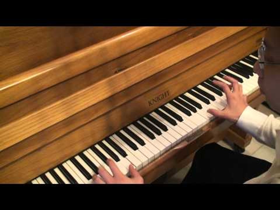 Gym Class Heroes Ft. Adam Levine - Stereo Hearts Piano by Ray Mak