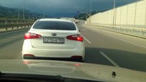 Un chauffeur russe agressif rattrapé par le karma