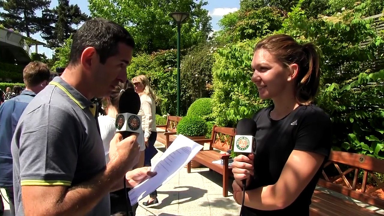 French lesson with Simona Halep - 2015 French Open