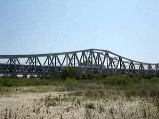 Croisement corail TEOZ viaduc de Moissac