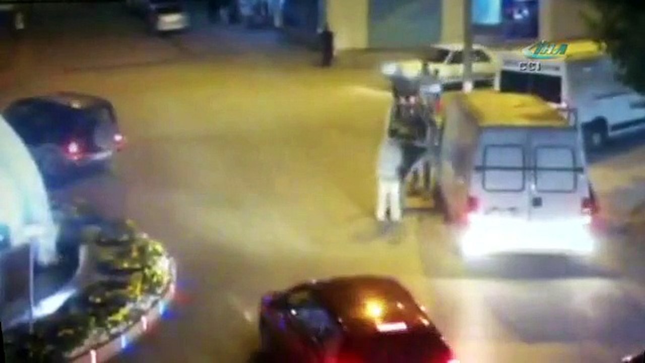 Pompalı dehşeti kamerada !