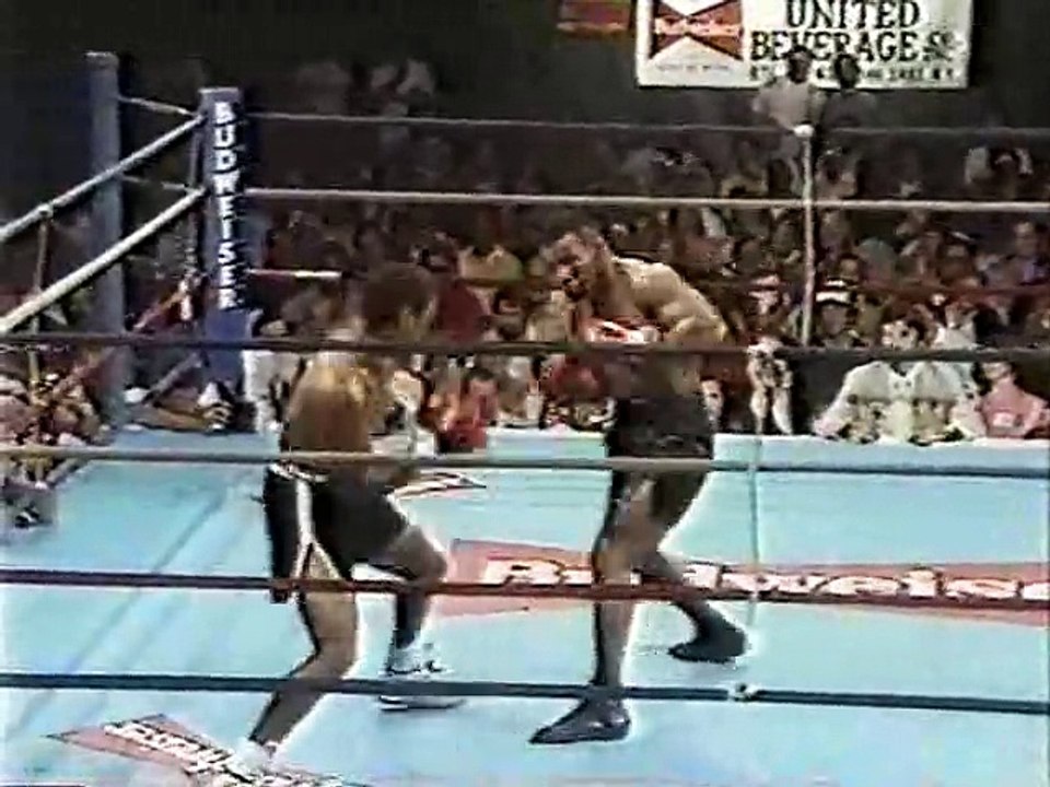 Mike Tyson vs Lorenzo Boyd (11/07/1986)