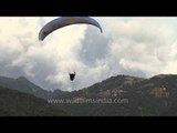 Himalayan paragliding at Bir Billing : Himachal