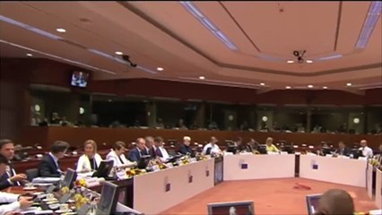 قادة الاتحاد الأوروبي يناقشون إستراتيجية الدفاع