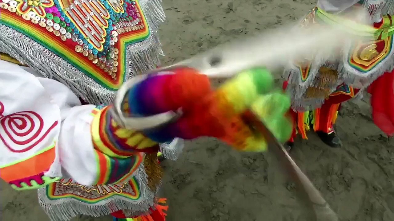 Cultura Latina - Peruvian Dance and Honduran Torch Making