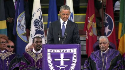 Obama canta em homenagem às vítimas de Charleston