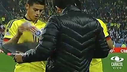 James Rodriguez give his armband to Radamel Falcao - Argentina vs Colombia 2015 Copa America