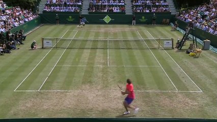 Novak Djokovic 0-2 Alexander Zverev: Người khổng lồ gục ngã trước kẻ tí hon