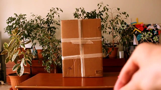 Como fazer um arco e flecha de papel