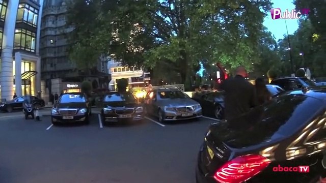 Exclu Vidéo : Kim Kardashian et Kanye West : un couple inséparable à Londres !