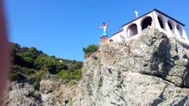 Extreme Cliff Jump ( Diving ), 20 meters ! :)