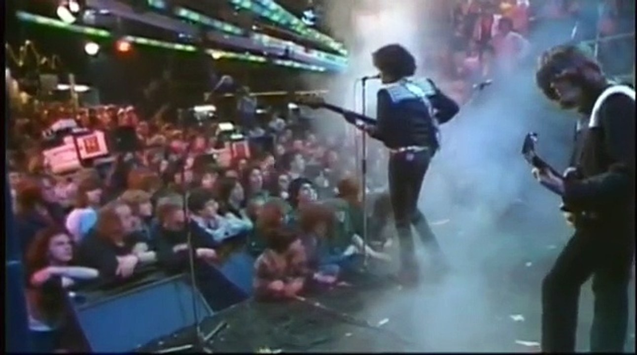 THIN LIZZY - The Sun Goes Down LIVE HD & HiFi