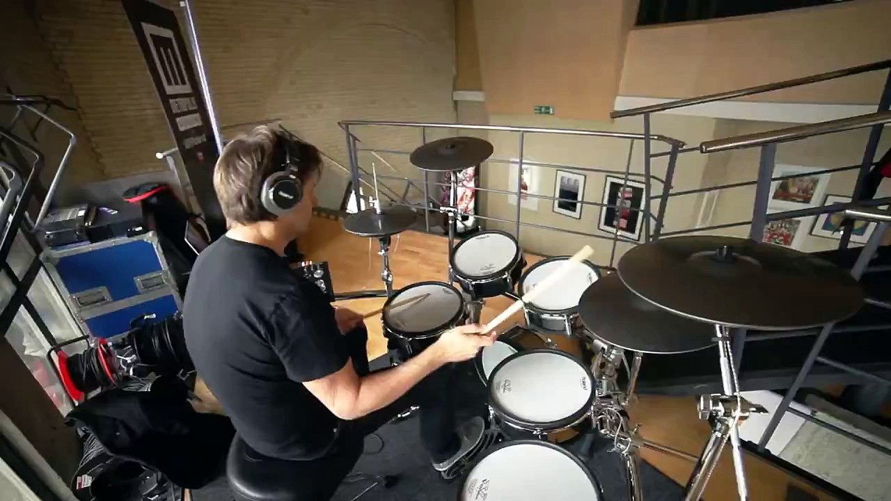 Roger Taylor (Duran Duran) on the Roland TD-30KV Electronic Drums