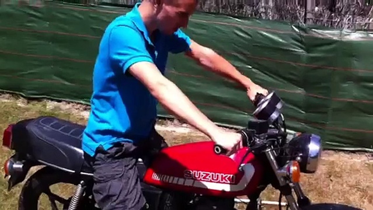 Prothèse tibial et conduite moto