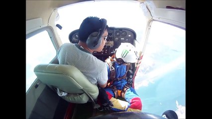 Skydive CEBU (first jump in static line)