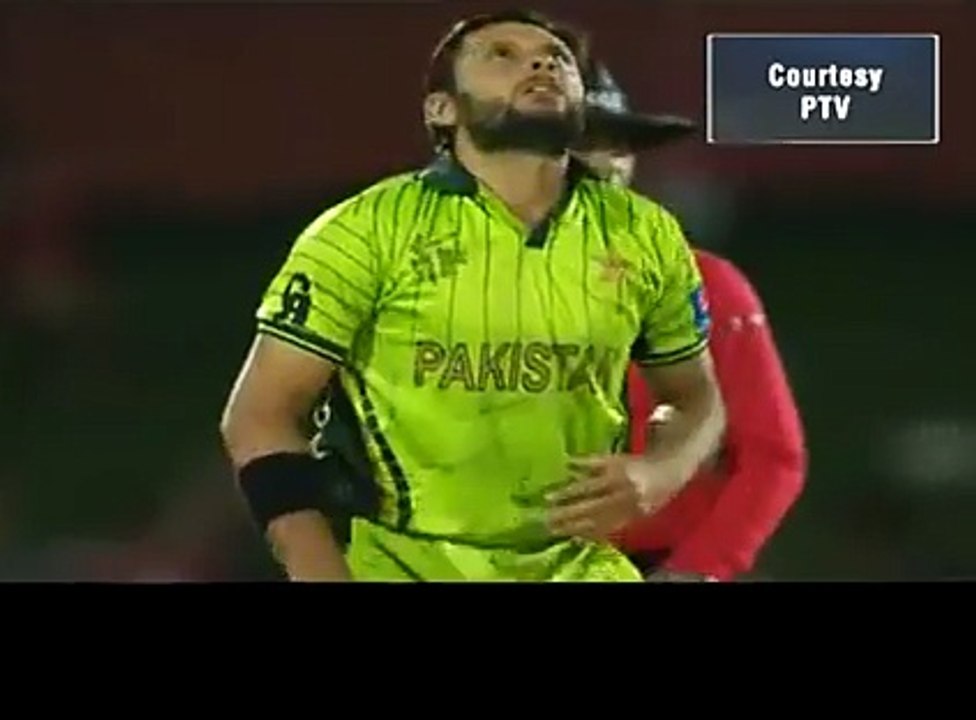 World Cup 2015 Best Catch of Pakistan.
