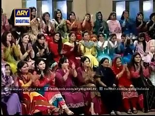 Neelum Munir Sharing when & with whom she wants to get Married