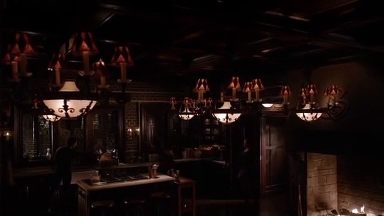 Vampire Diaries 6x17 Bonnie walks in on Damon and Elena making out, Bonnie gives the cure to Damon