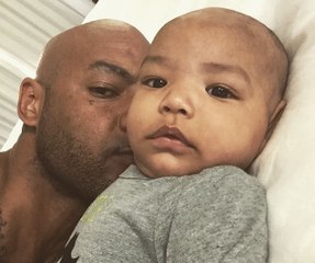 Booba s'amuse avec son fils Omar dans son bain !