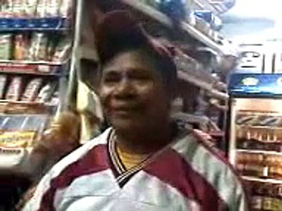 borracho que da risa hablando ingles en la ramos millan