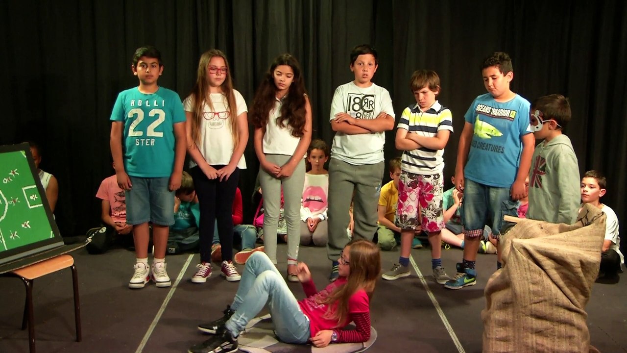 Camion des mots Classe de CM2 École Roger Colart Les Essarts-le-Roi (78)