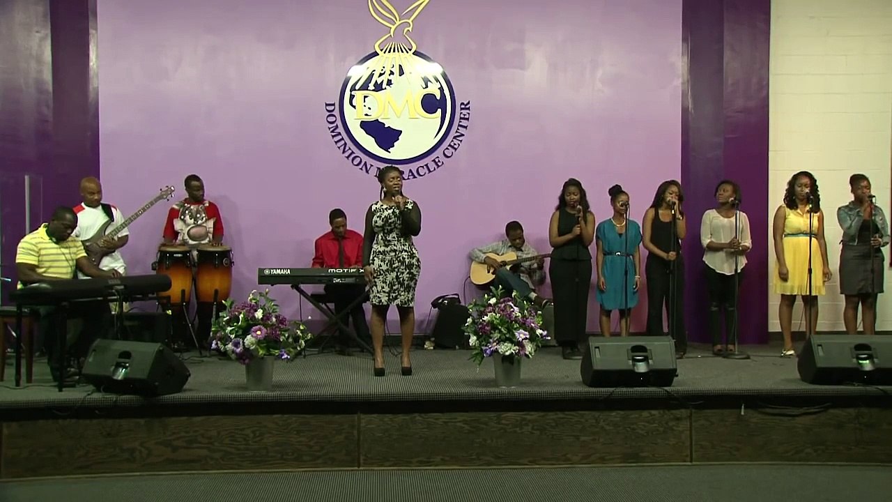 We Give You Glory Lord As We Honour You - DMC Praise and Worship Team // (Uche)