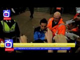 Arsenal Players Signing Fans Stuff After Newcastle Match - ArsenalFanTV.com