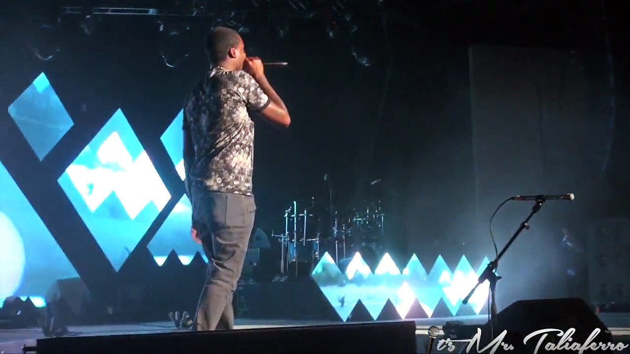 Meek Mill performs Check, F-U, brings out Nicki Minaj and more at Yo Gotti Bash