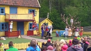 Astrid Lindgrens Värld 2015 - Pippi sjunger - Vad är låten, hjälp mig (27.05.2015)