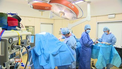 Elle se fait greffer une oreille portée dans son avant-bras