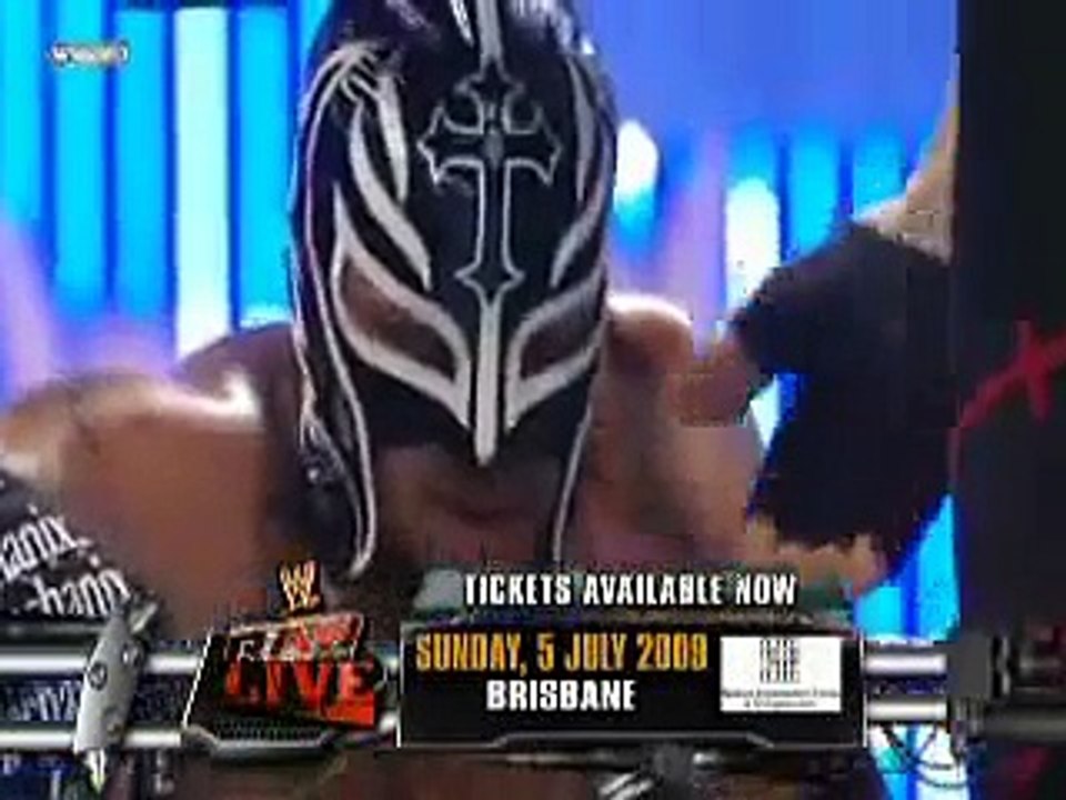 Rey Mysterio vs Kane (WWE Friday Night SmackDown! 03/07/09 )